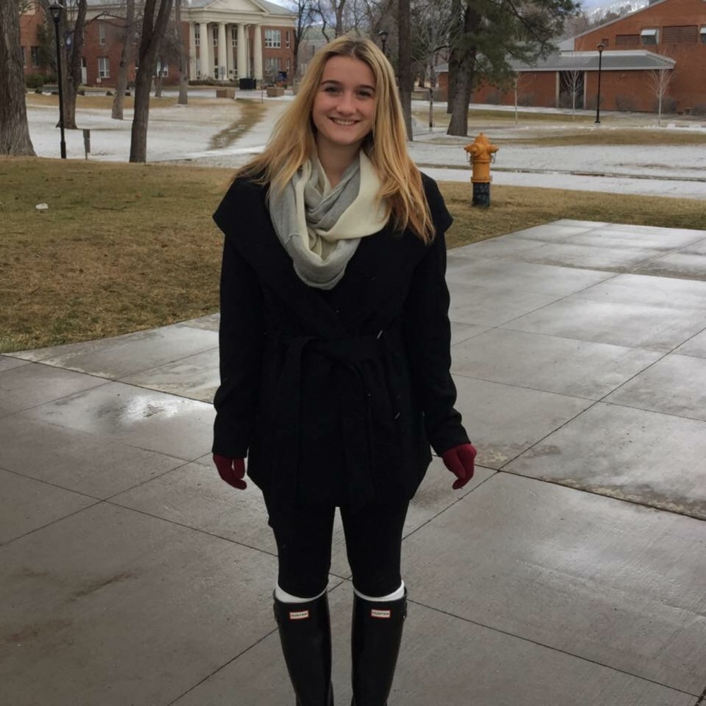 Meet your Posher, Amanda